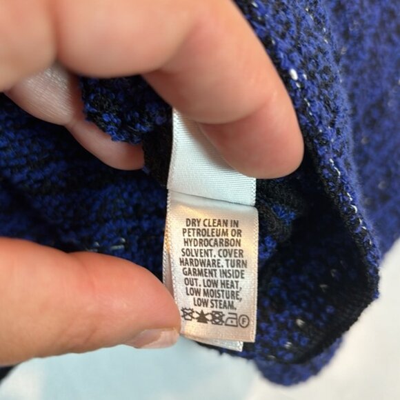 St John Women’s Knit Full zip blue tweed fringe sweater size 14 workwear luxury - Picture 9 of 12